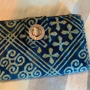 Vera Bradley wallet